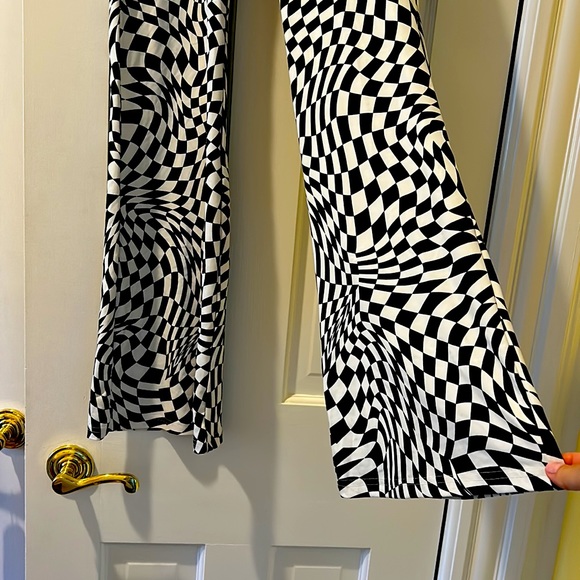 Women’s flare leggings Size XS worn once - Picture 4 of 7